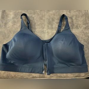 Old navy sport bra